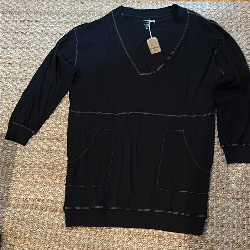 Natural Life Black Sweatshirt Long large